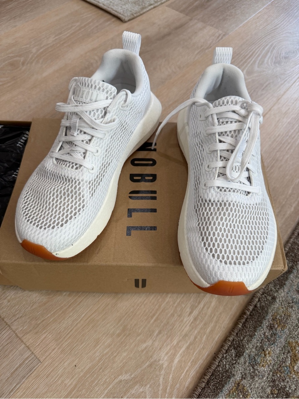 NOBULL White Mesh Athletic Shoes with Gum Toe